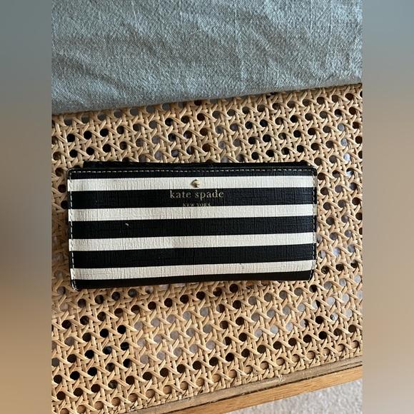 Wallet - Picture 1 of 3